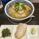 麺奏 弥栄 - 伊吹いりこ冷やし塩らぁ麺（1300円）