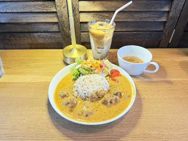 KHAKI CAFE Tsurumai Ten photo 3