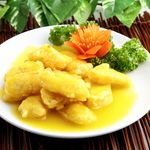 Stir-fried white fish with lemon flavor