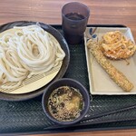 はなまるうどん - 料理写真:ざるうどん・天ぷら２品