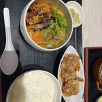 鶏白湯らーめん 自由が丘蔭山 - 