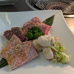 老舗精肉店直送 岡崎焼肉 飛騨牛の奴隷 - 