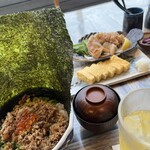 江ノ島小屋 - ホロホロ丼、だし巻き玉子、唐揚げ