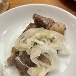 大衆 焼き肉ホルモン 大松 - オニオンスライスと