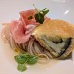 TOKi - 全粒粉のそうめんをパスタ風…水茄子のフリットと生ハムと！