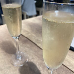 赤白 天王寺ミオ店 - 白ワイン　ラ・キュペ　キンキンに冷えてる！￥850