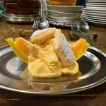 ＆GRILL - デザート　メロンとクリーム