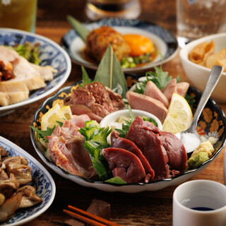 自慢の料理が存分に楽しめる飲み放題付コース！