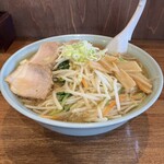 ニューハルピン - 