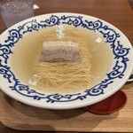 豚そば月や 福岡空港店 - 