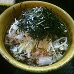 池袋壬生 - 「肉そば中」（７９０円）のそばです。