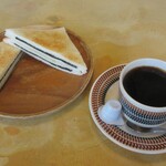 喫茶ウズラ - のりトースト＆ブレンドコーヒー