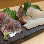 すしや万采 - お刺身盛り合わせ