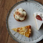 カフェ　ユズリ葉 - 