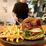 髙橋バーガー - Wildジビエバーガー