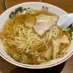 成龍萬寿山 - 上海ラーメン