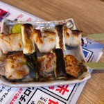 骨付鳥、からあげ、焼鳥 がブリチキン。 - 