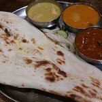 グルガオン - ランチ 3色カレー（ナン）