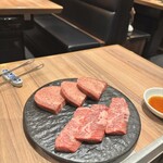 焼肉ホルモン 稲田 - 