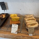 天然こうぼぱん とことこ - 珍しく、サンドウィッチが有り間下このみ(*ﾟ∀ﾟ*)