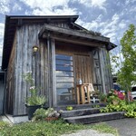 天然こうぼぱん とことこ - 威風堂々な佇まいの「とことこ」さん(о´∀`о)