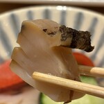 鮨 大助 - 水貝、蝦夷鮑の適度な厚み