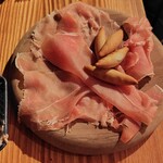 ピルピル&生ハム専門店 LUPIN - 