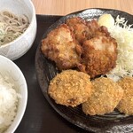 里山製麺 - メンチ3+ザンギ3の定食A