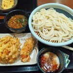 丸亀製麺 - ざるうどん(得)¥780*とろろ¥90*かき揚げ天¥190*かしわ天¥210