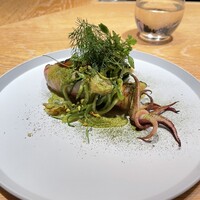 マンサルヴァ - 温前菜　槍烏賊・ズッキーニ・ピスタチオ
