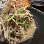 居酒家 でいりぐち - もずくともやしのチャンプル