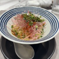 ON the TABLE CHINESE -  ON the TABLE CHINESE -