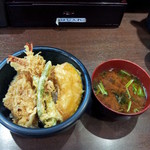 天丼あさひ 茶屋町新御堂店 - 天丼￥550 赤だし￥100