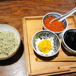 松川 - 白いご飯と、イクラ、生からすみ、ちりめん雑魚