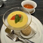 中国料理 燦宮 - マンゴープリン＆胡麻団子