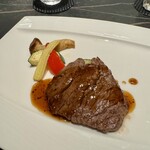 中国料理 燦宮 - 牛フィレ肉のステーキ黒胡椒ソース