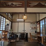 隠れ家キッチン 木漏れ日 - 店内