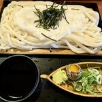こまどりうどん - 料理写真: