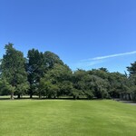 シェフス - 歩いて数分の都会のオアシス新宿御苑。気持ち良すぎる。