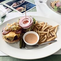 37 Steakhouse & Bar - 