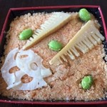 すきやばし 次郎 - 【２０１４年８月】筍と蓮のばら寿司