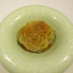 Restaurant KAITO - 鮎：鮎の身と肝を使用したムースに、日本とフランス産のキノコのマリネ、獅子唐のピュレ、コンソメのジュレを使用し、上に天使の髪（カダイフの揚げ焼き）を載せてレモンの皮を削ってあります。パリパリとカダイフを崩しながら一緒にいただきます。♪♬