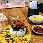 スパイスカレーと無国籍料理 maai - 