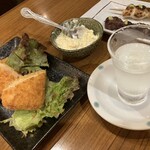 あした家 - 海老カツ、自家製タルタル添え。