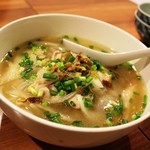 ベトナム料理レーロイ - 鶏のフォー