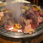 Miyazakijidori Yakitori Shimayoshi - 焼鶏は七輪で焼き上げます