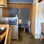 旬魚菜まこと - 店内(カウンターも有り)