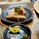 らぁ麺 紫陽花 - すだち、柚子胡椒、微粒な塩←麺に合います♪