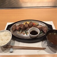 本格肉料理 丸小 - 