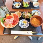 熟成本マグロ専門店 暁 - 